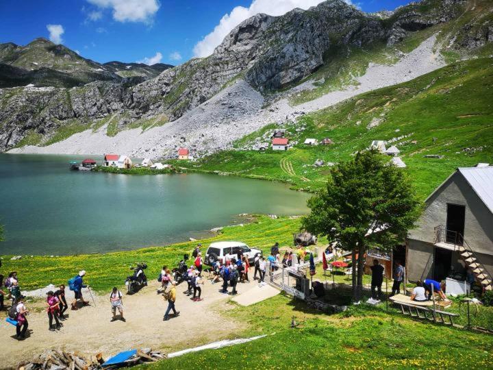 Rural Household Minic - Kapetanovo Jezero Vandrerhjem Kolašin Eksteriør bilde