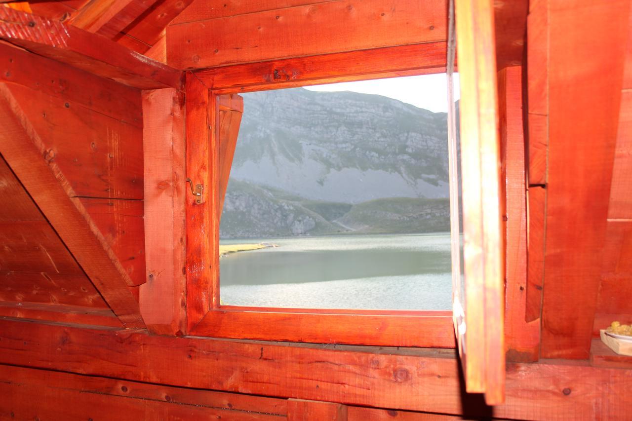 Rural Household Minic - Kapetanovo Jezero Vandrerhjem Kolašin Eksteriør bilde