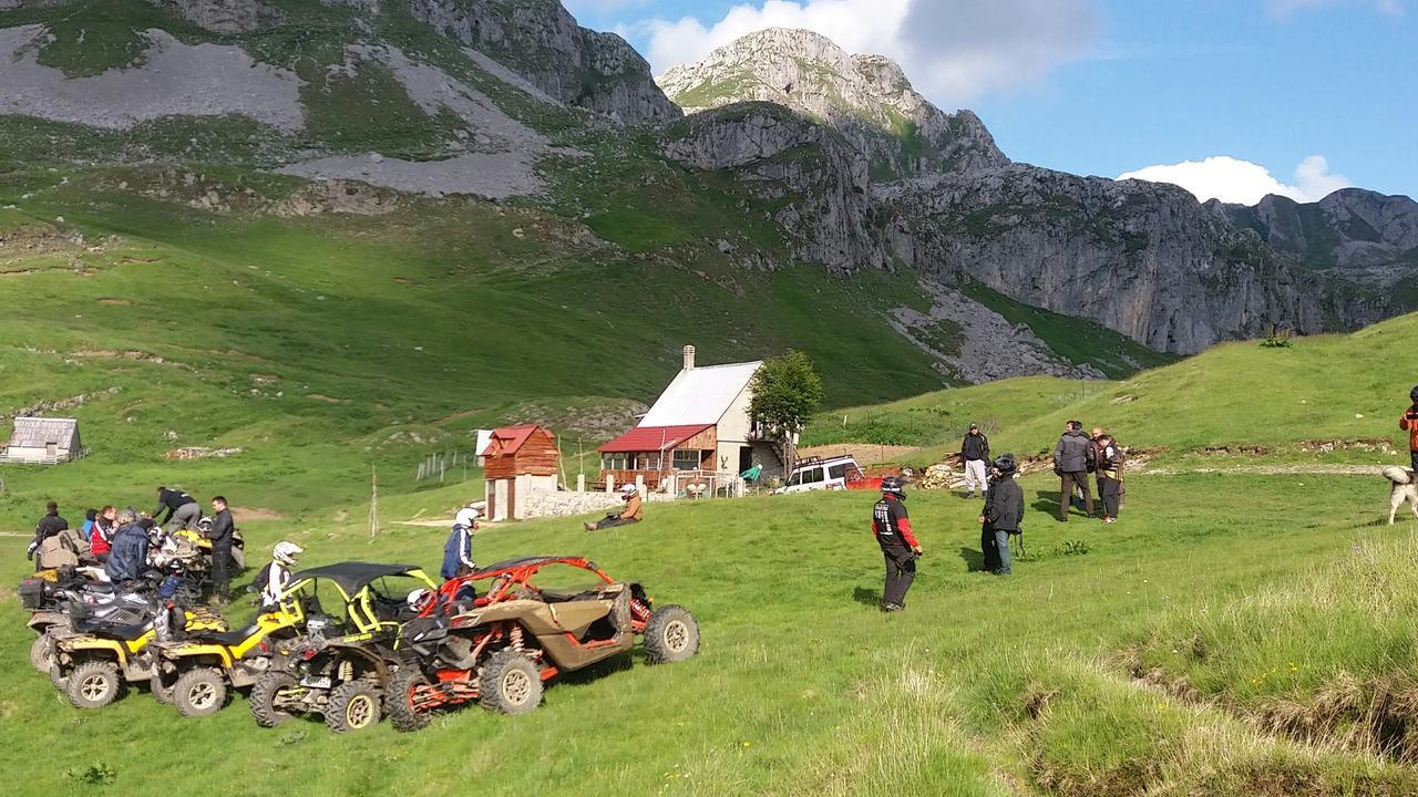 Rural Household Minic - Kapetanovo Jezero Vandrerhjem Kolašin Eksteriør bilde